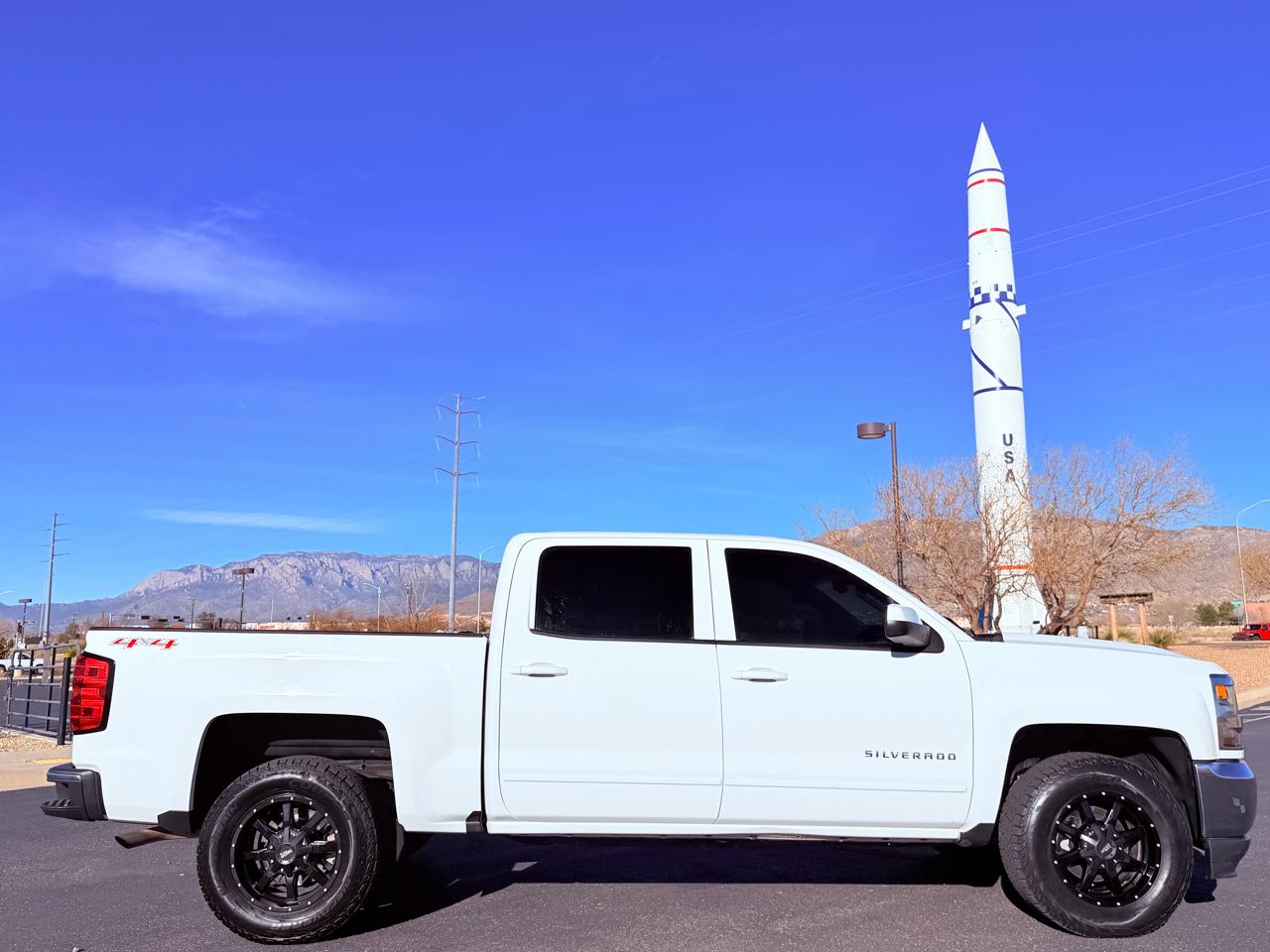 Chevrolet Silverado 1500 LT Crew Cab 4WD 2017