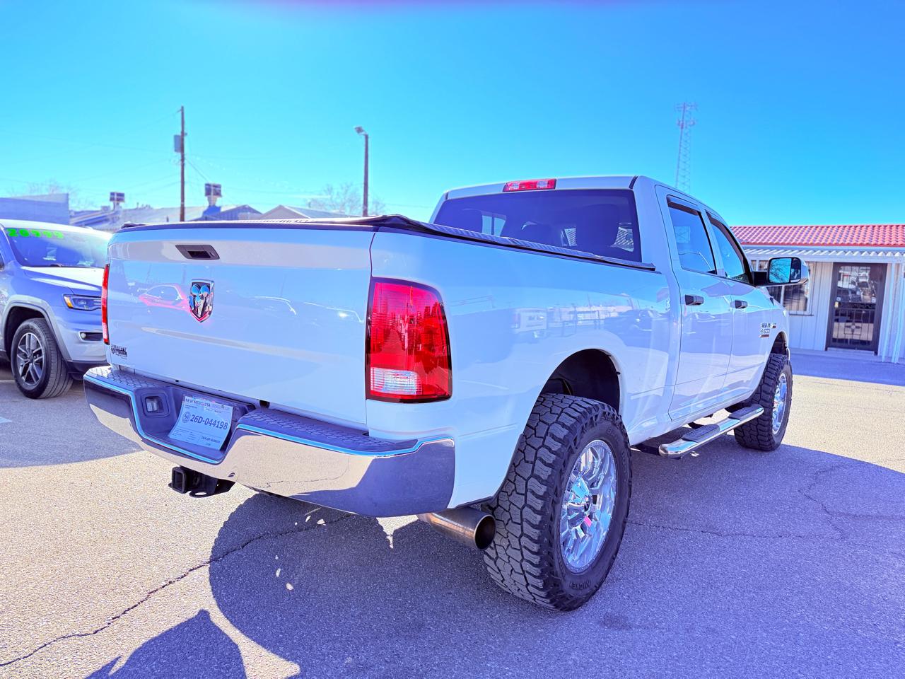 RAM 2500 Tradesman Crew Cab SWB 2WD 2017