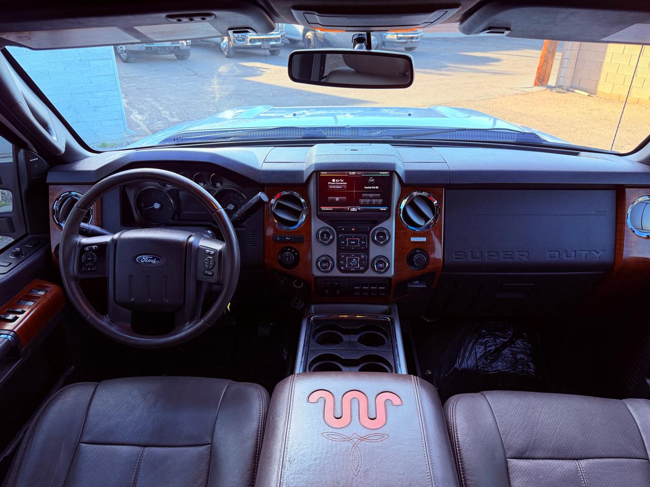 Ford F-250 SD King Ranch Crew Cab 4WD 2015