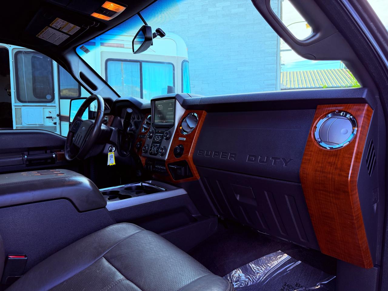 Ford F-250 SD King Ranch Crew Cab 4WD 2015