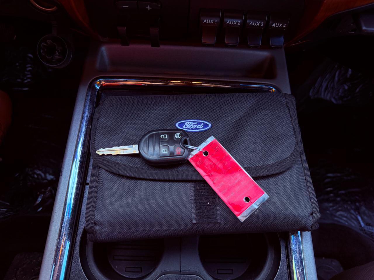 Ford F-250 SD King Ranch Crew Cab 4WD 2015