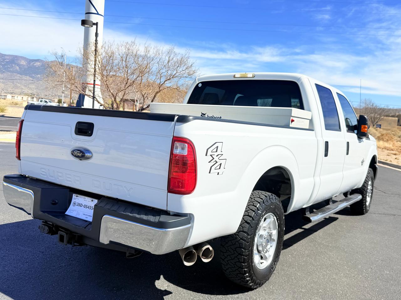 Ford F-250 SD XLT Crew Cab 4WD 2015