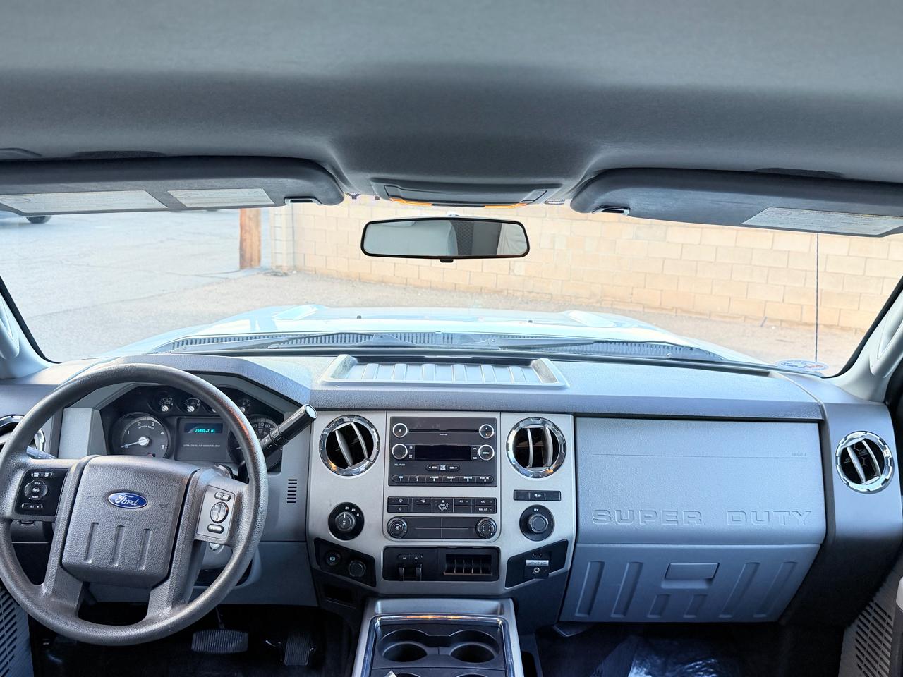 Ford F-250 SD XLT Crew Cab 4WD 2015