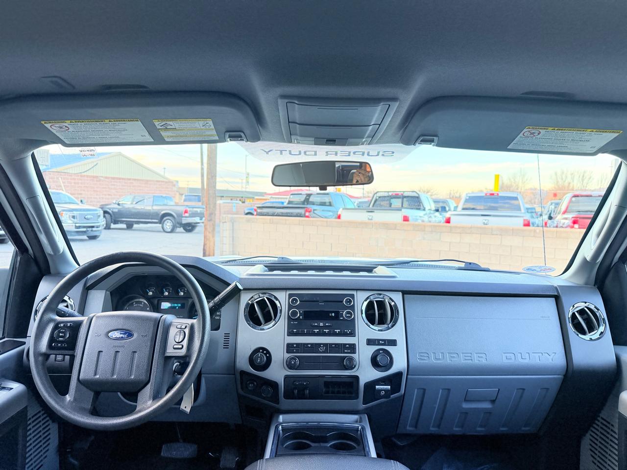 Ford F-250 SD XLT Crew Cab 4WD 2015