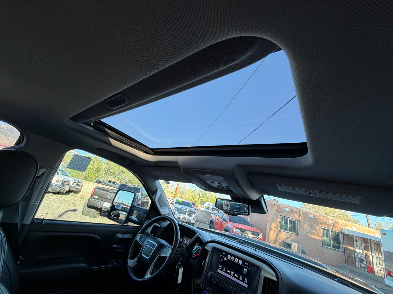 GMC Sierra 2500HD Denali Crew Cab 4WD 2019