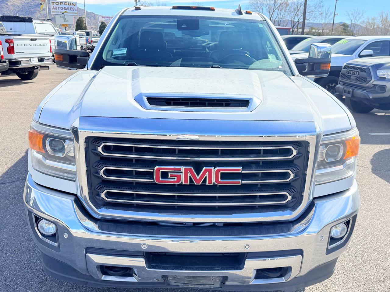 GMC Sierra 3500HD Base Crew Cab Long Box 4WD 2019