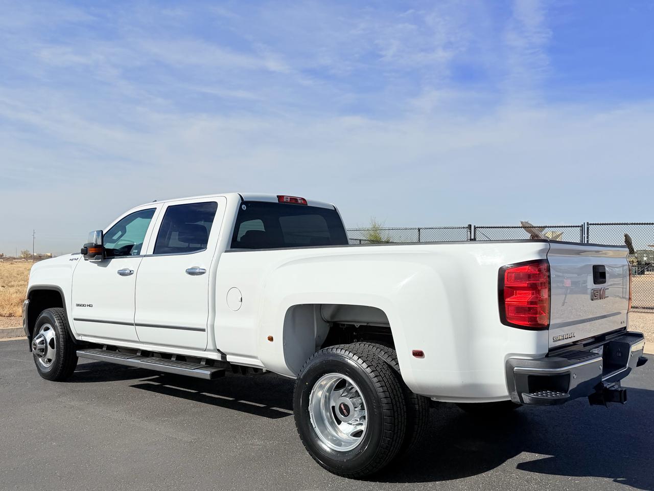GMC Sierra 3500HD Base Crew Cab Long Box 4WD 2019