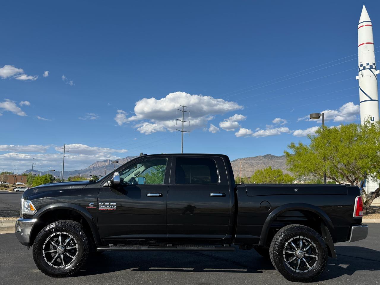 RAM 2500 Laramie Crew Cab SWB 4WD 2017