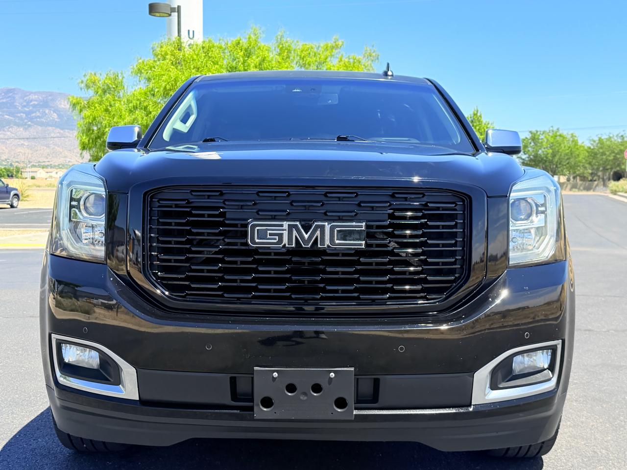 GMC Yukon XL Denali 4WD 2016