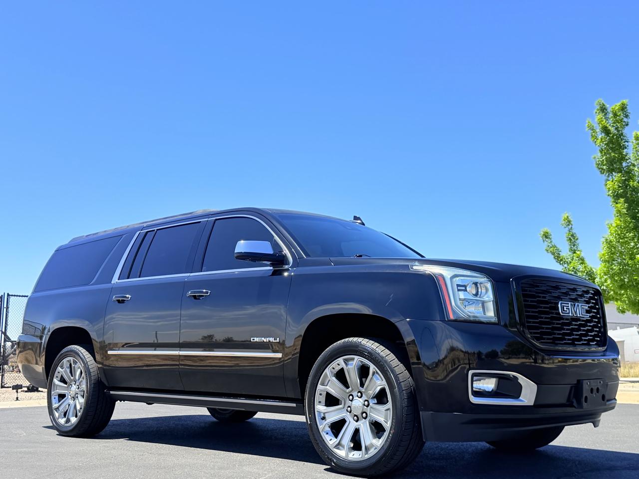 GMC Yukon XL Denali 4WD 2016