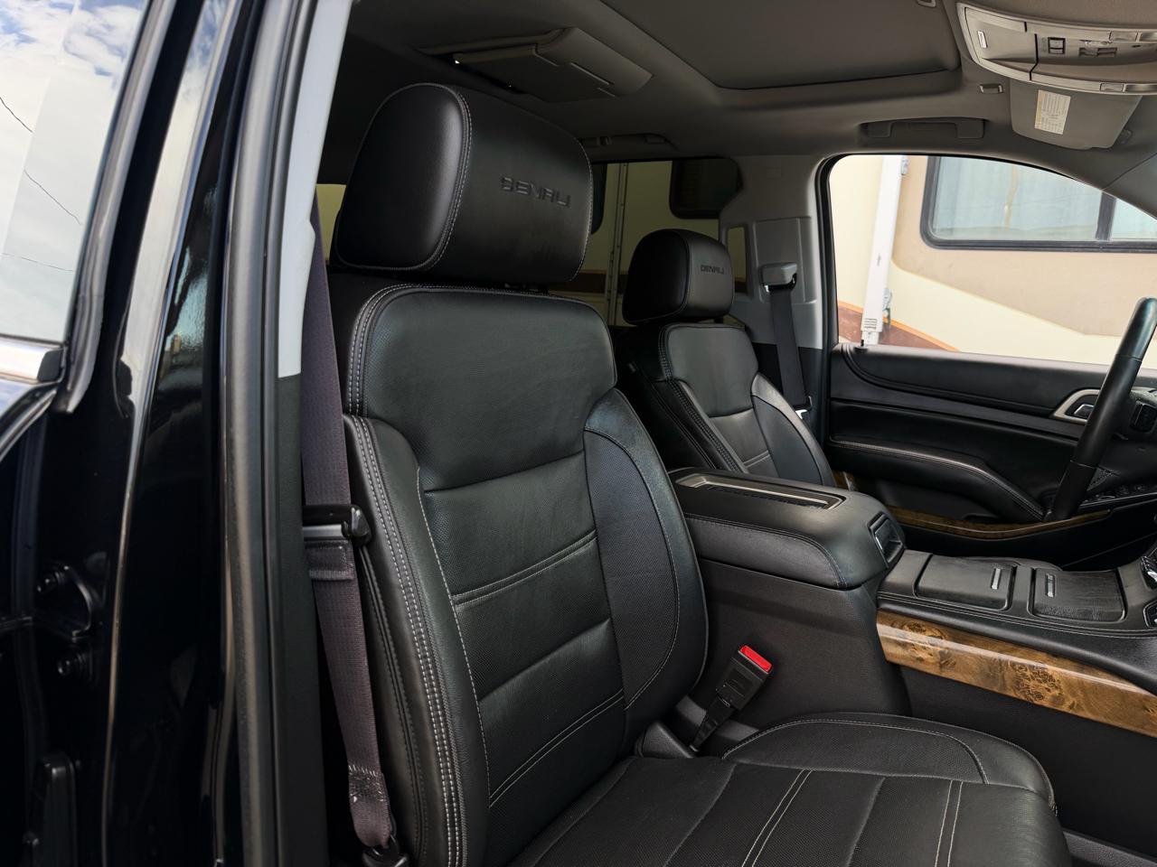 GMC Yukon XL Denali 4WD 2016