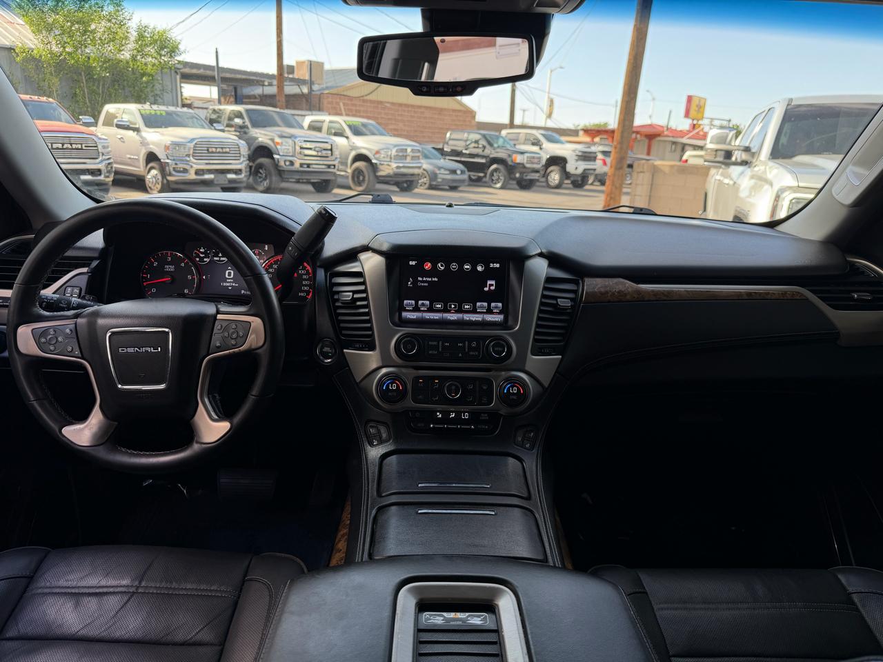 GMC Yukon XL Denali 4WD 2016