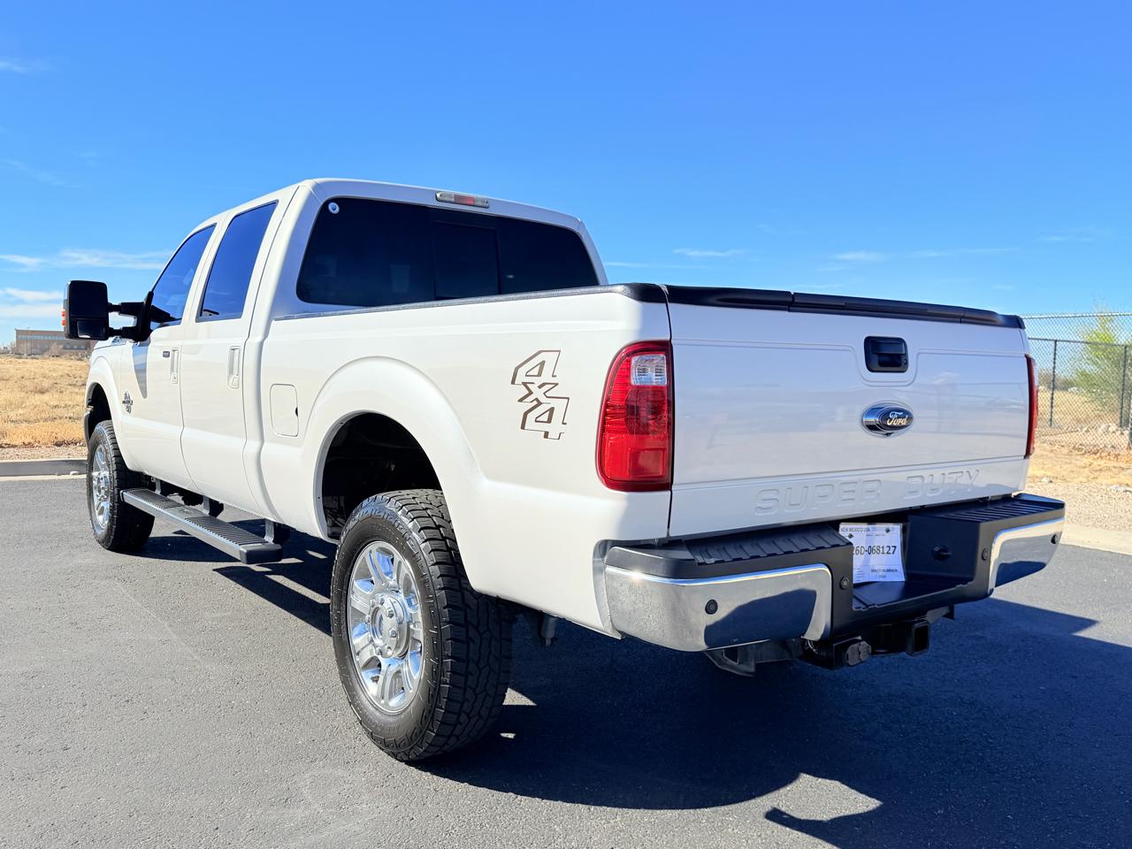 Ford F-350 SD Lariat Crew Cab 4WD 2015