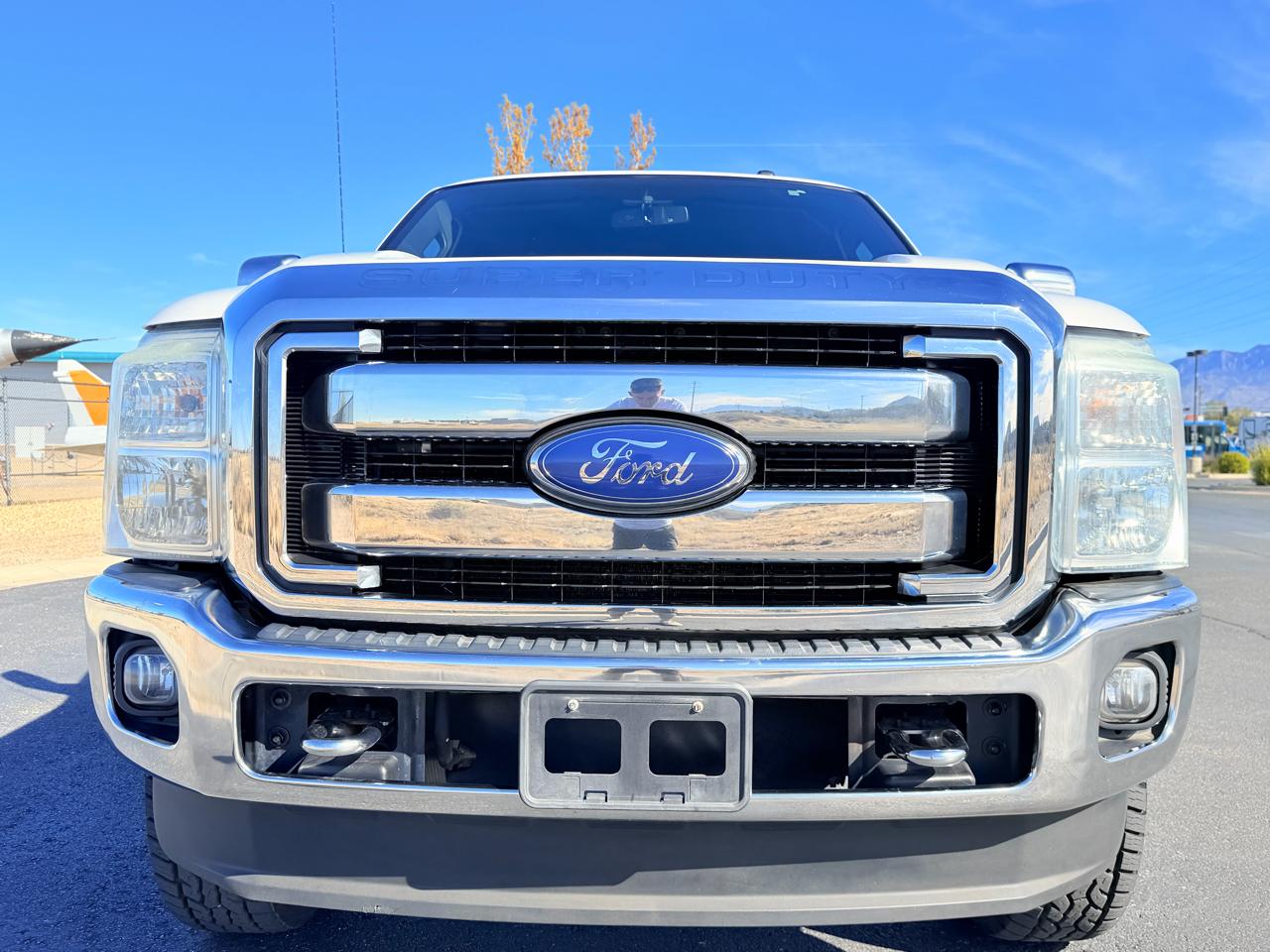 Ford F-350 SD Lariat Crew Cab 4WD 2015