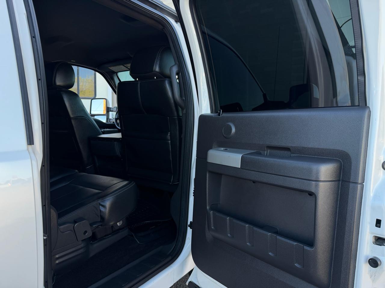 Ford F-350 SD Lariat Crew Cab 4WD 2015