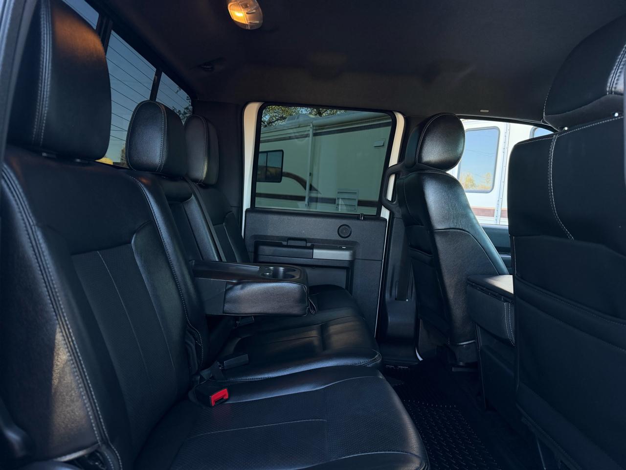 Ford F-350 SD Lariat Crew Cab 4WD 2015