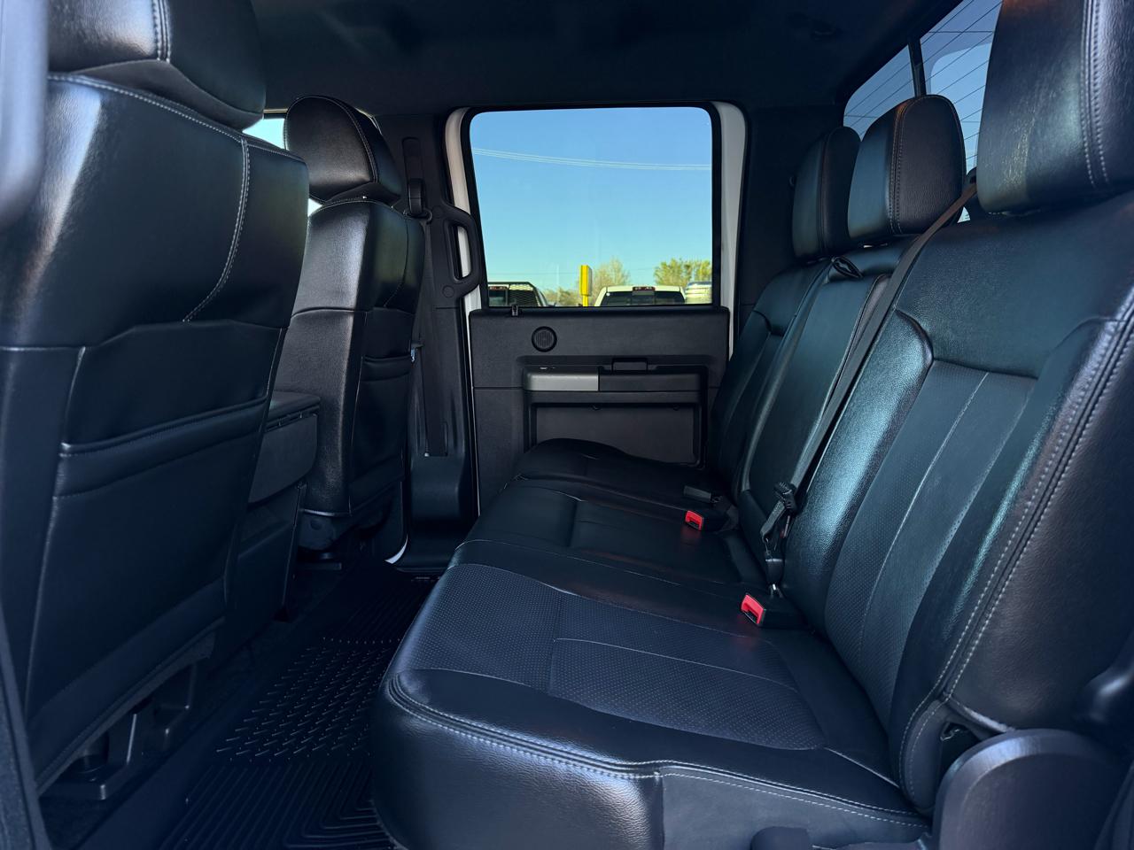 Ford F-350 SD Lariat Crew Cab 4WD 2015