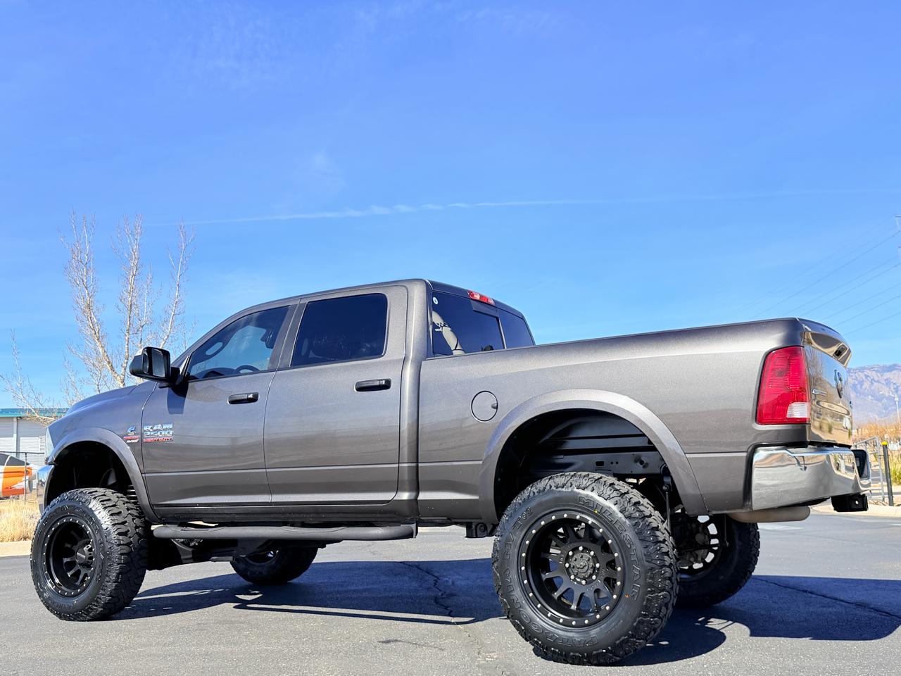 RAM 2500 Laramie Crew Cab SWB 4WD 2017