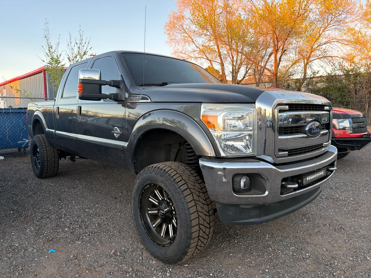 Ford F-250 SD XLT Crew Cab 4WD 2016