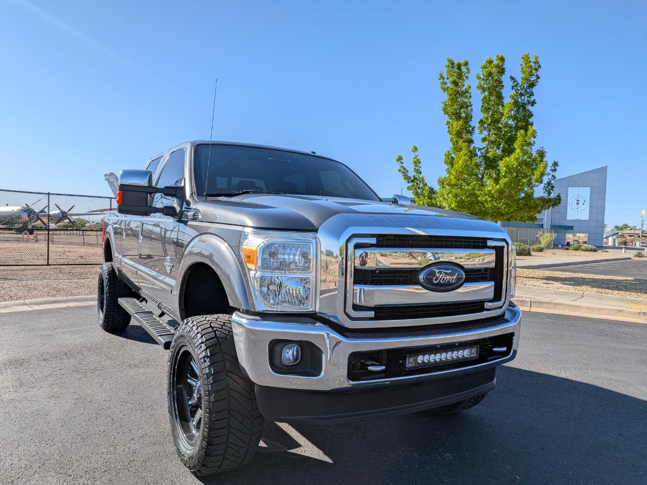 Ford F-250 SD XLT Crew Cab 4WD 2016