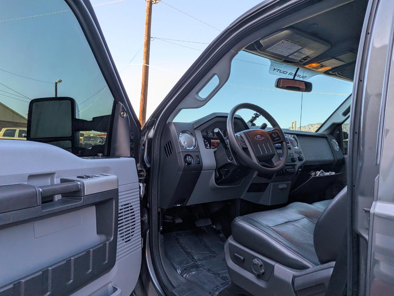 Ford F-250 SD XLT Crew Cab 4WD 2016