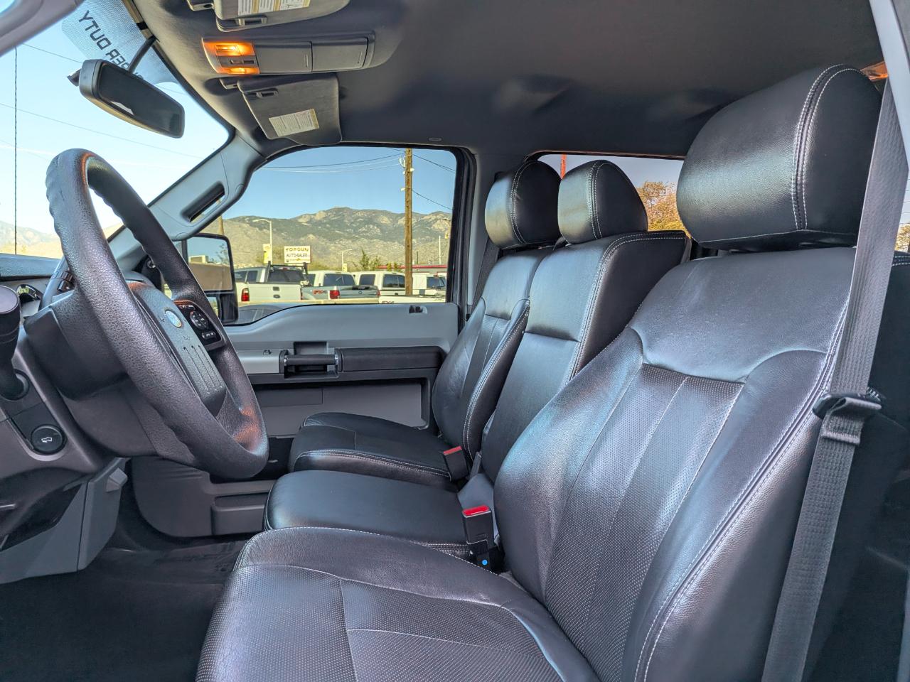 Ford F-250 SD XLT Crew Cab 4WD 2016