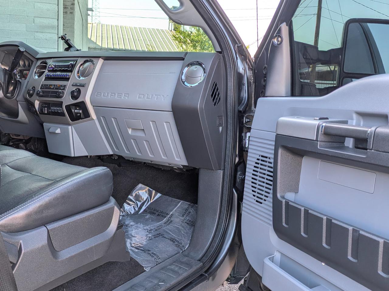 Ford F-250 SD XLT Crew Cab 4WD 2016