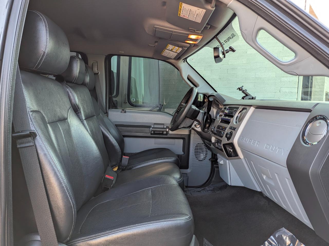 Ford F-250 SD XLT Crew Cab 4WD 2016