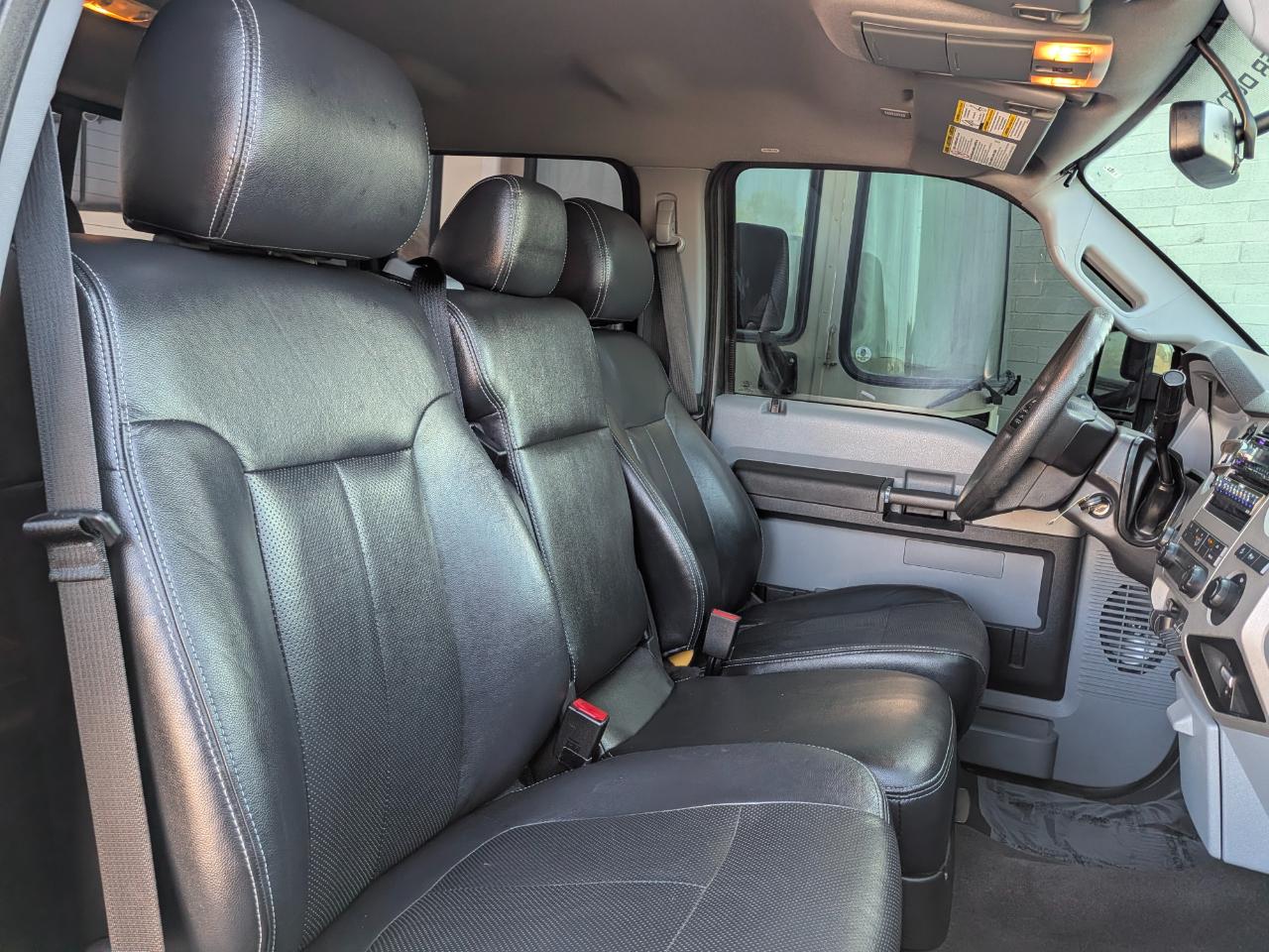 Ford F-250 SD XLT Crew Cab 4WD 2016