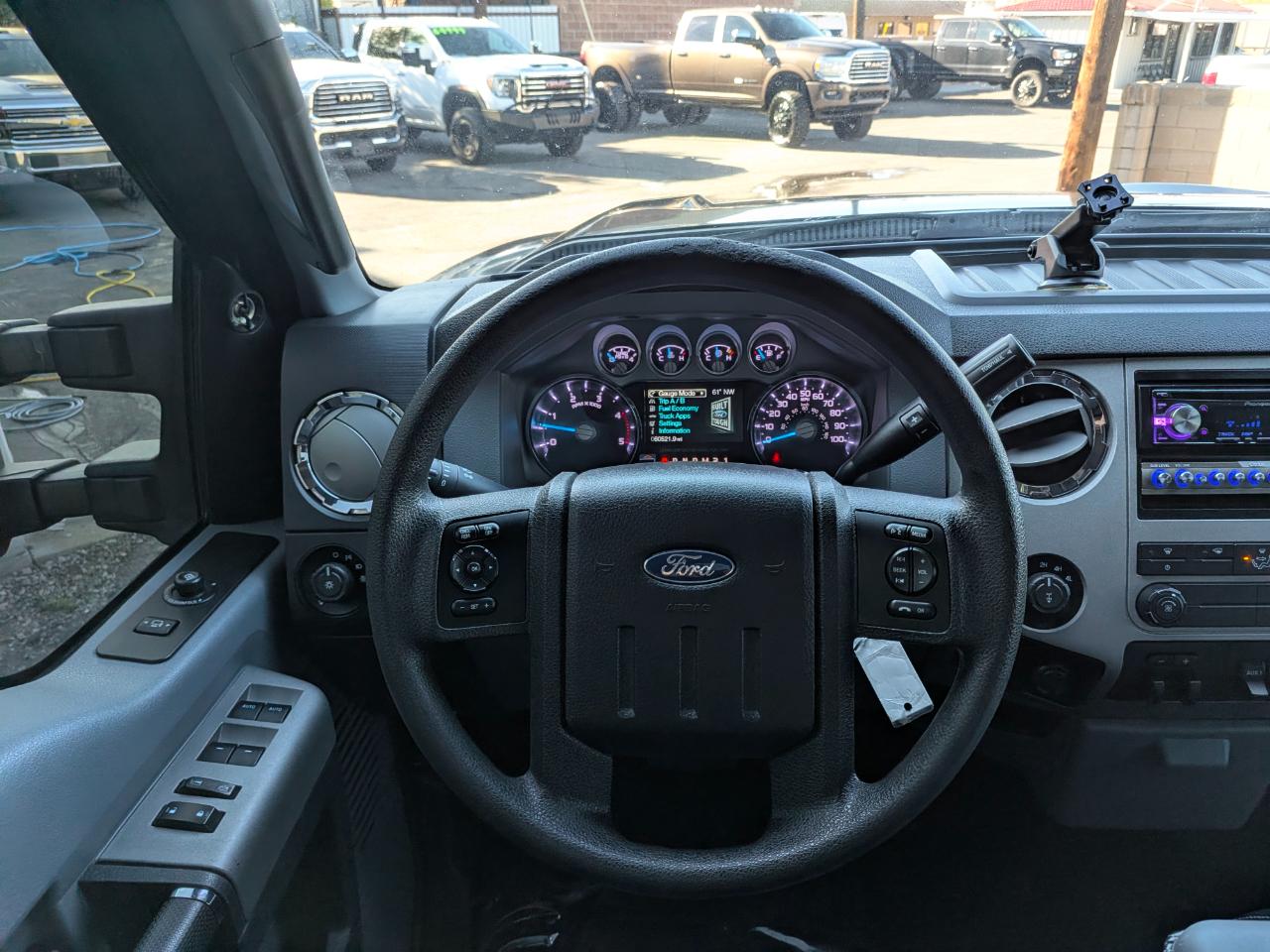 Ford F-250 SD XLT Crew Cab 4WD 2016