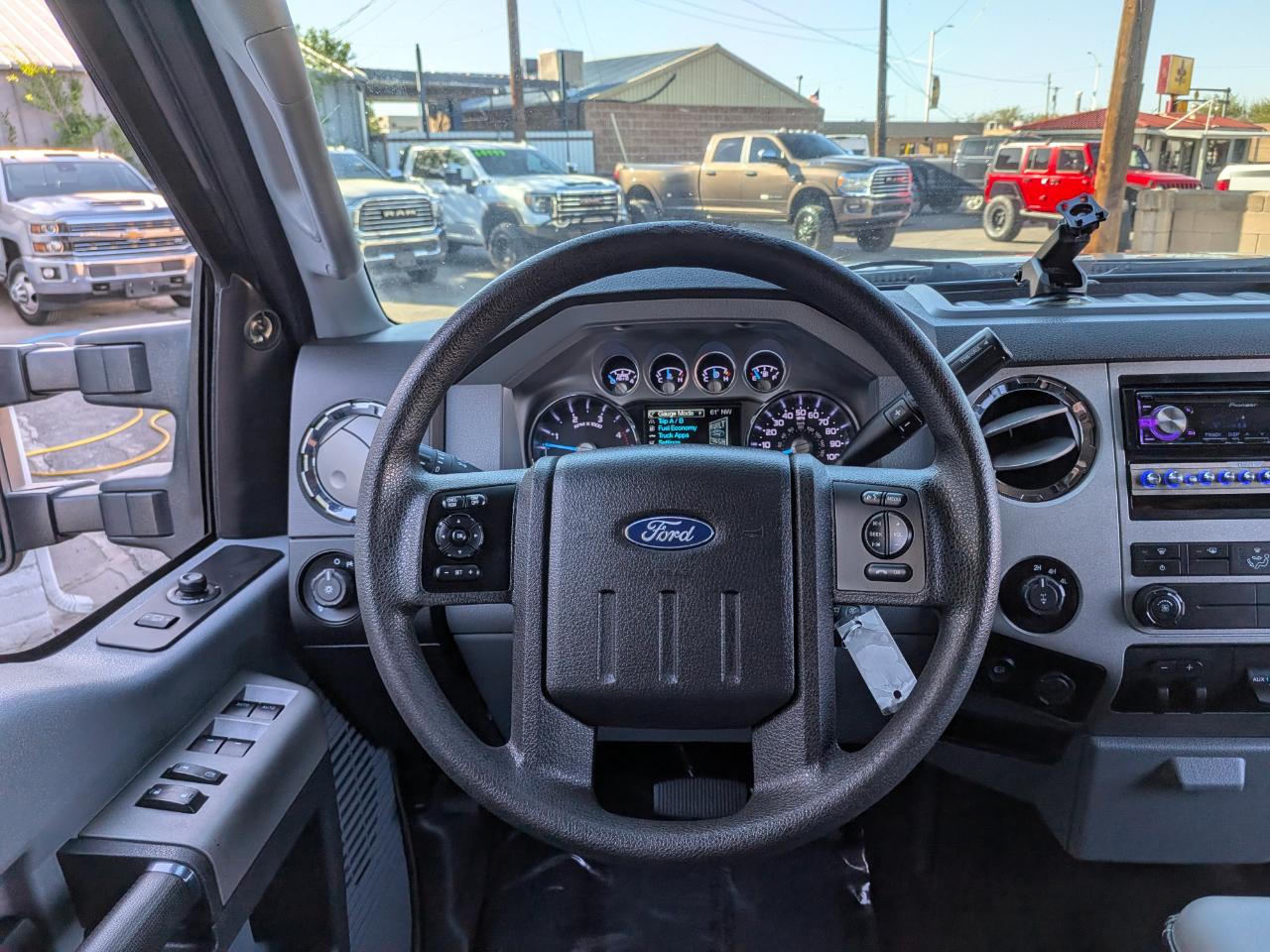 Ford F-250 SD XLT Crew Cab 4WD 2016