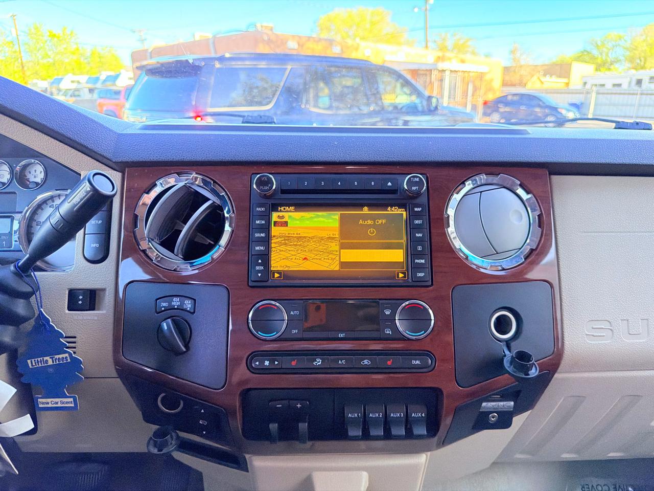 Ford F-350 SD King Ranch Crew Cab Long Bed 4WD 2010