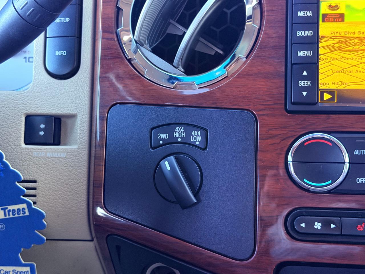 Ford F-350 SD King Ranch Crew Cab Long Bed 4WD 2010