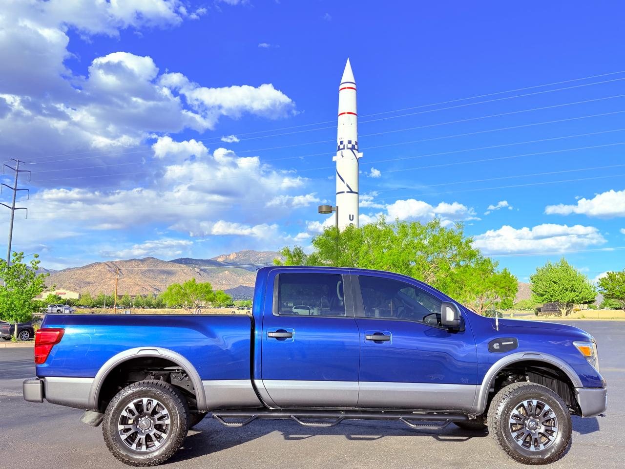 Nissan Titan XD PRO-4X Crew Cab 4WD 2016