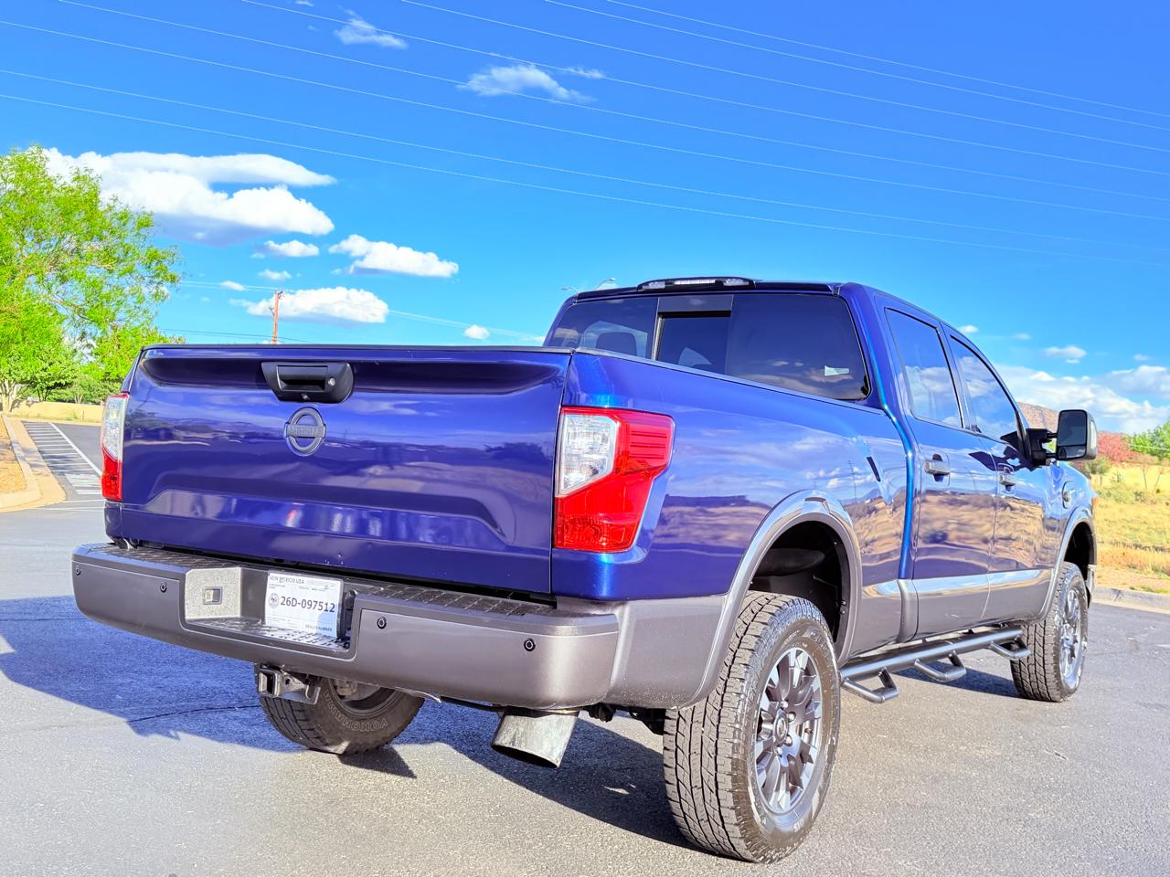 Nissan Titan XD PRO-4X Crew Cab 4WD 2016