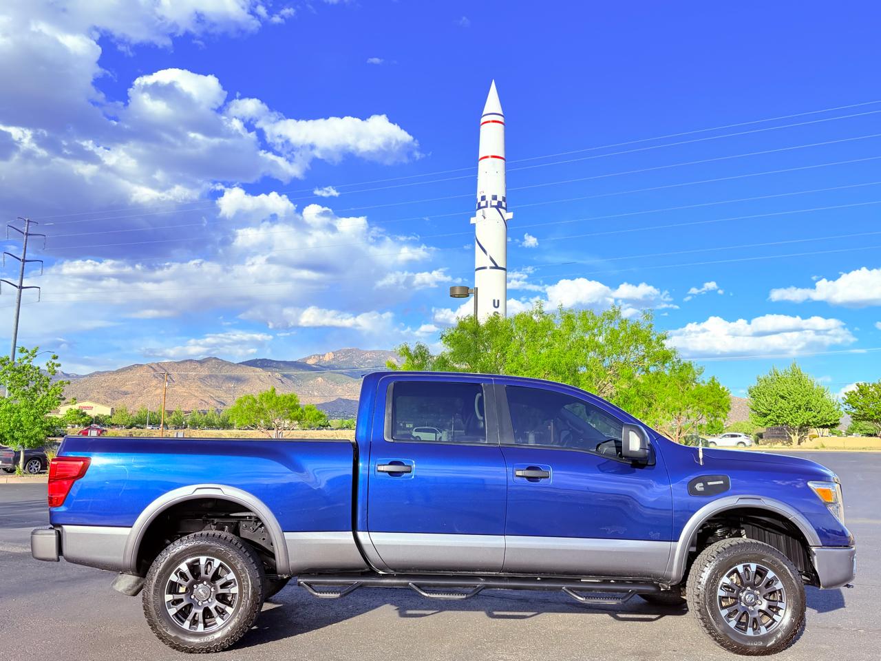 Nissan Titan XD PRO-4X Crew Cab 4WD 2016