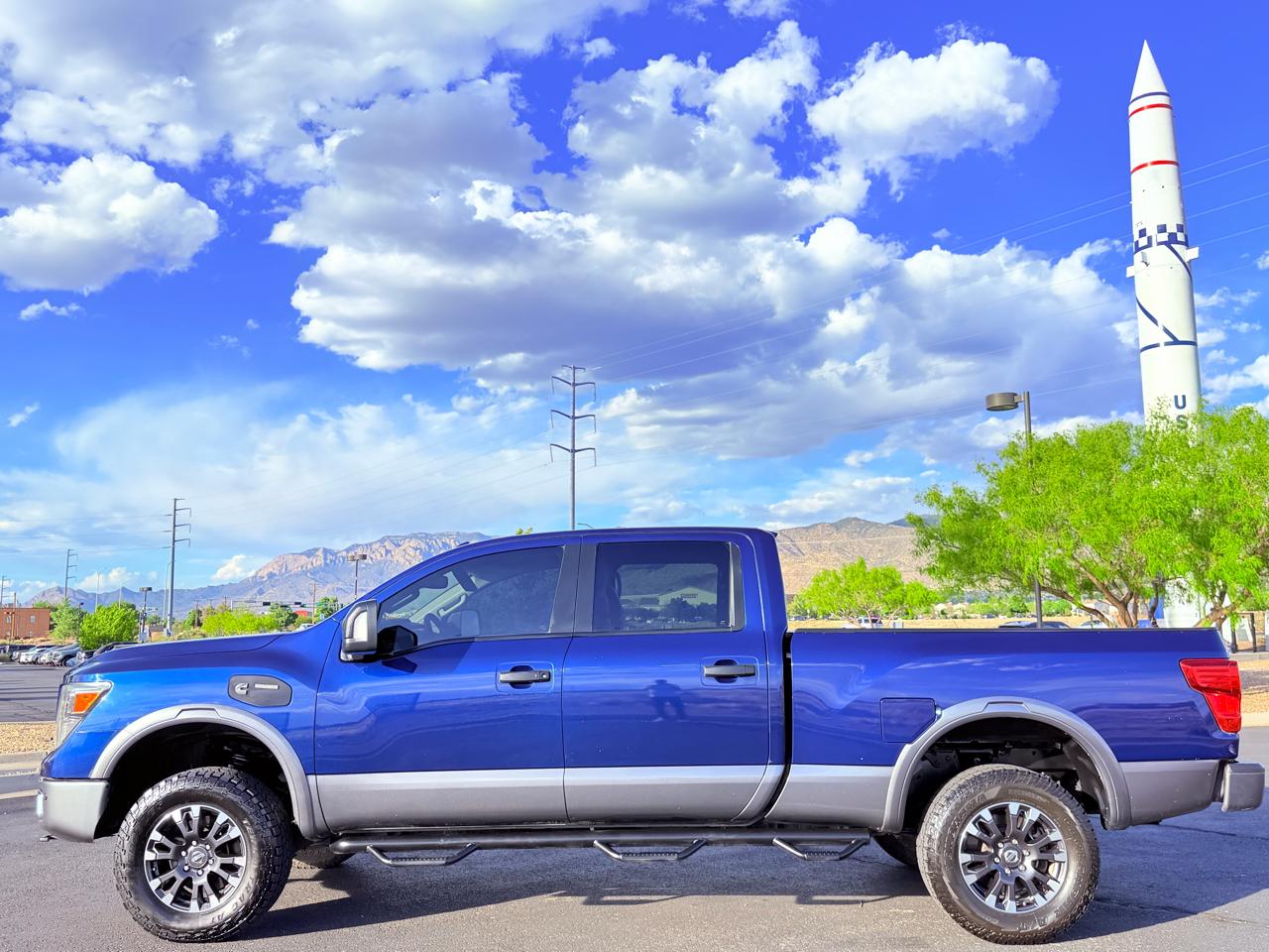 Nissan Titan XD PRO-4X Crew Cab 4WD 2016