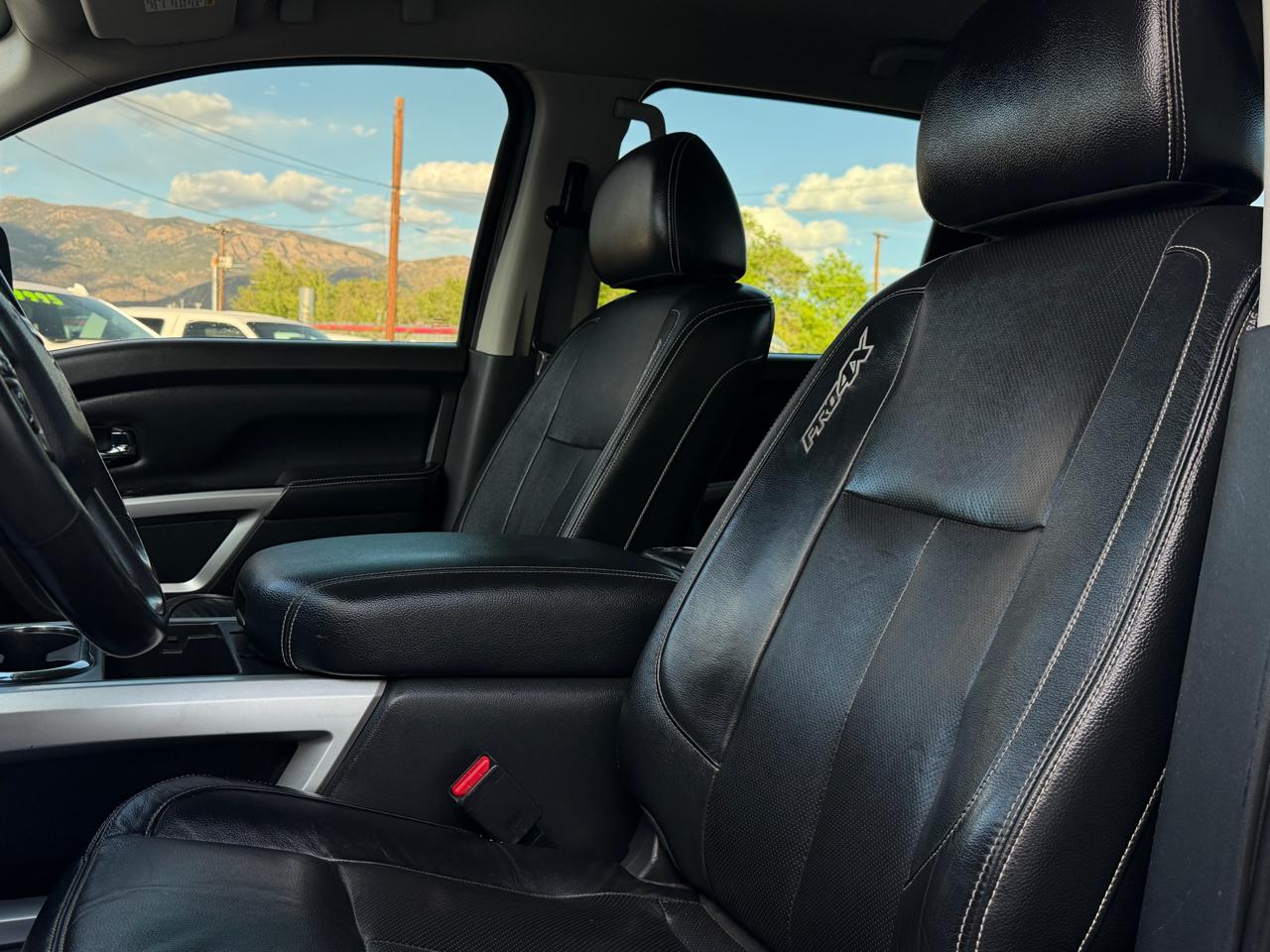 Nissan Titan XD PRO-4X Crew Cab 4WD 2016