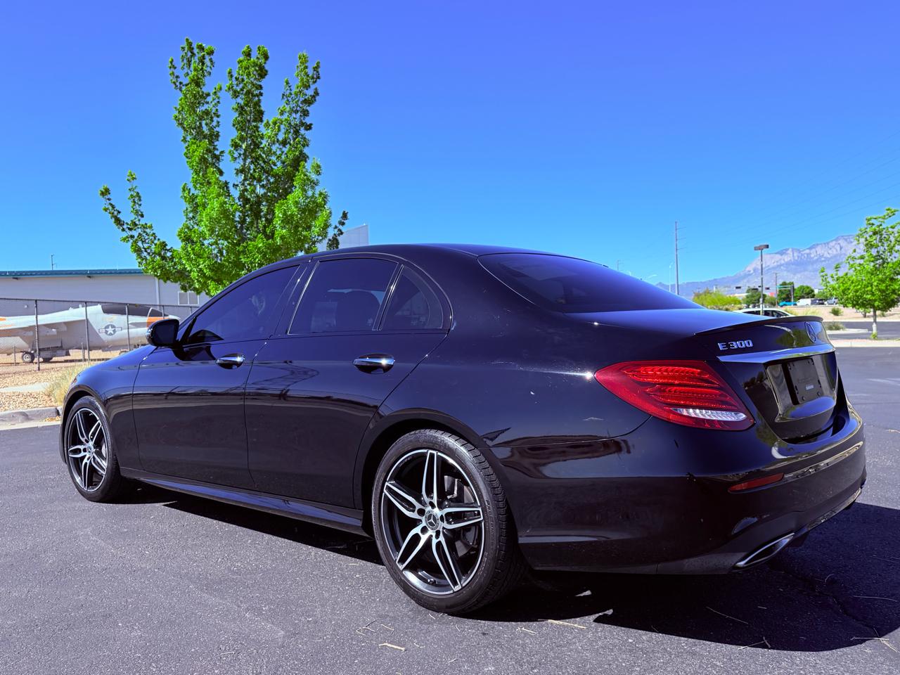 Mercedes-Benz E-Class E300 Luxury Sedan 2019