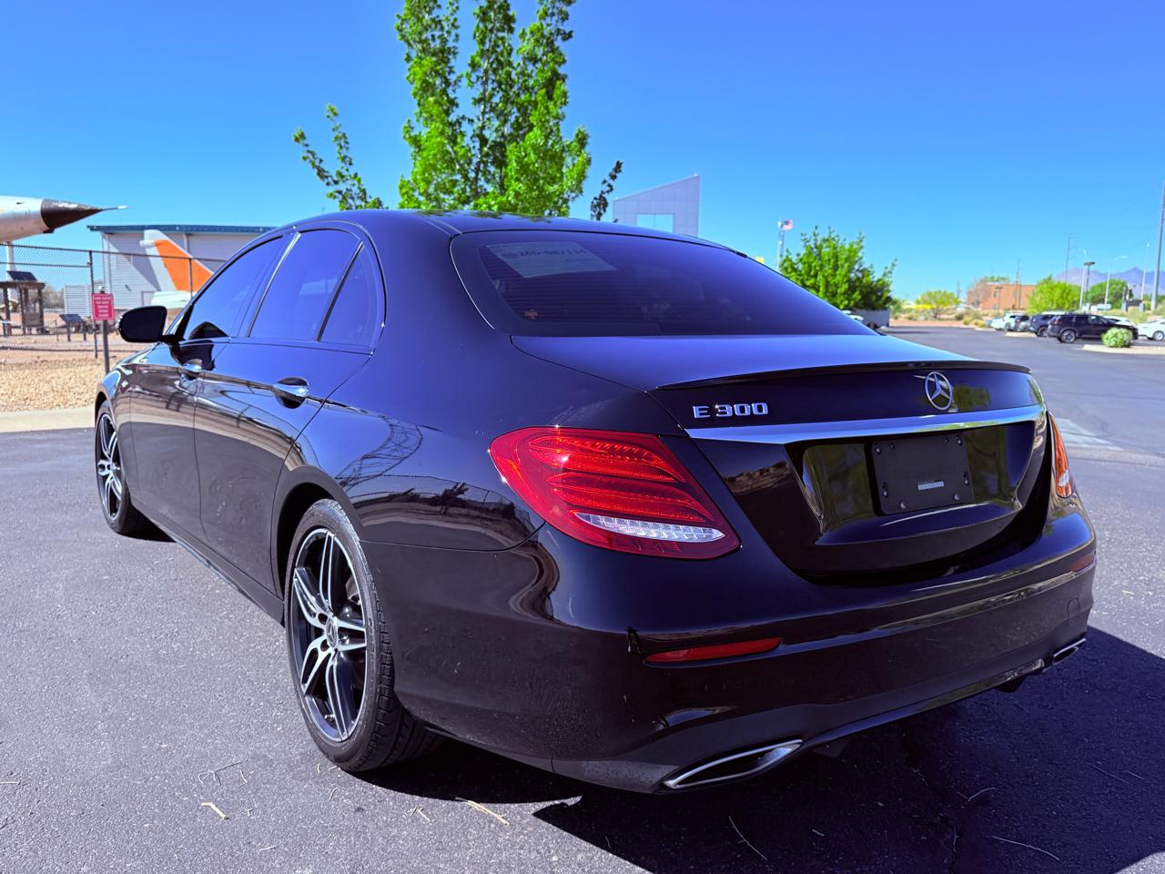 Mercedes-Benz E-Class E300 Luxury Sedan 2019