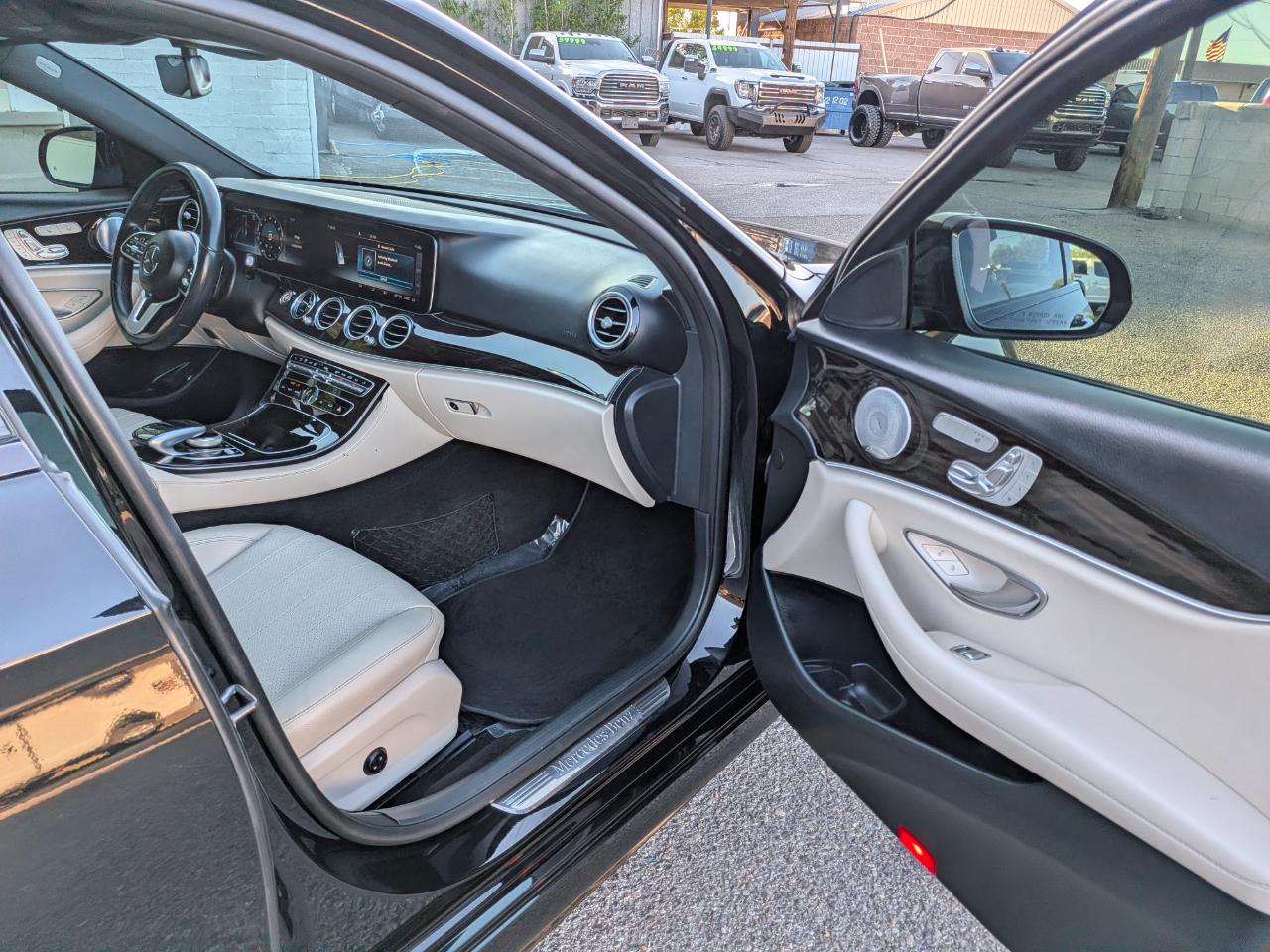 Mercedes-Benz E-Class E300 Luxury Sedan 2019