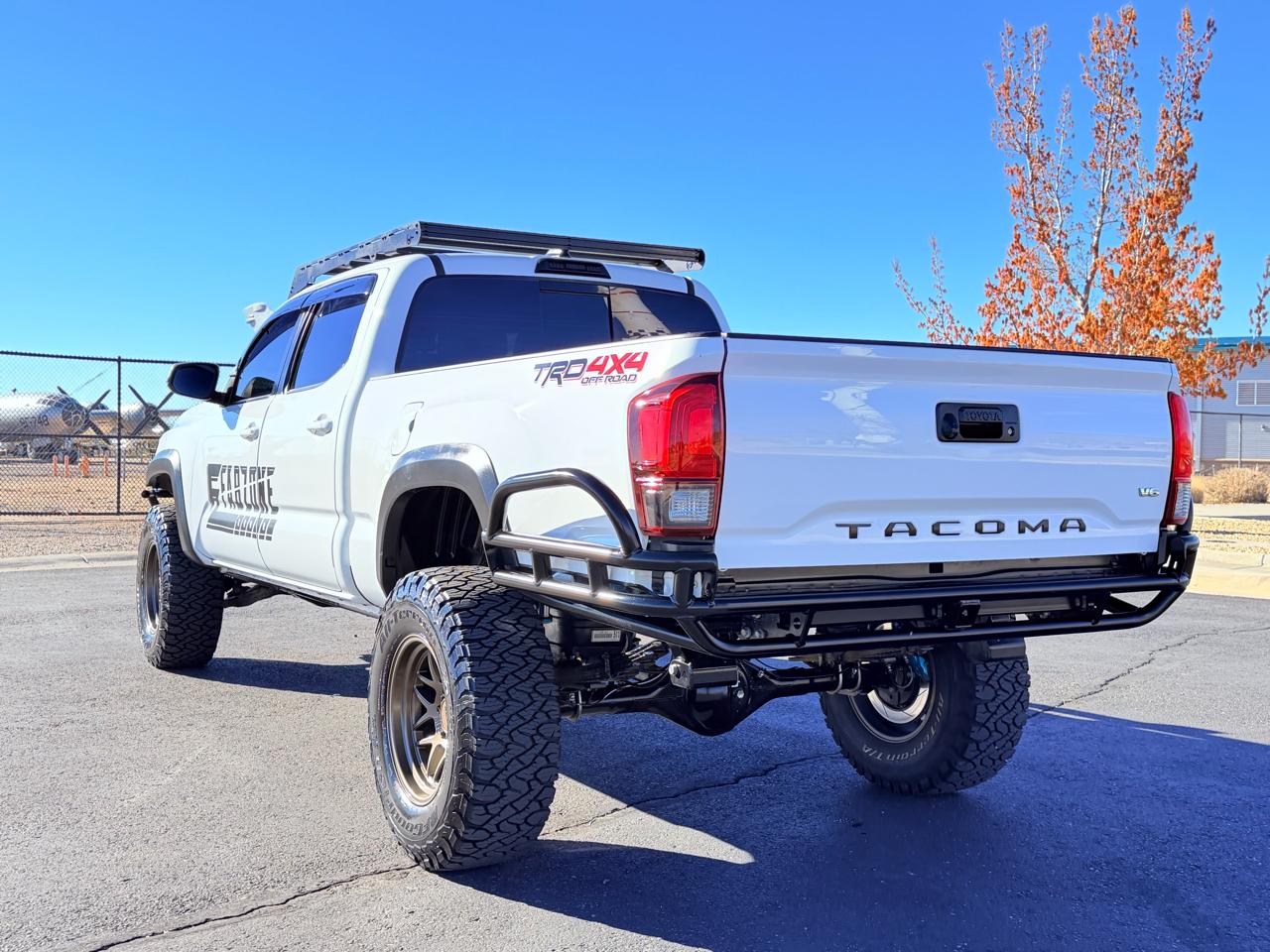 Toyota Tacoma SR5 Double Cab Super Long Bed V6 6AT 4WD 2023