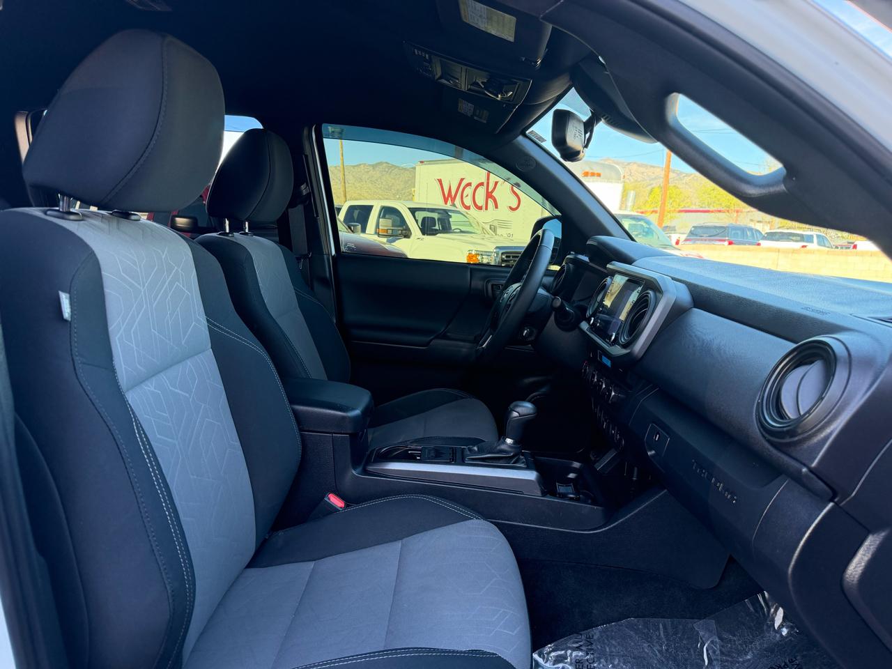 Toyota Tacoma SR5 Double Cab Super Long Bed V6 6AT 4WD 2023