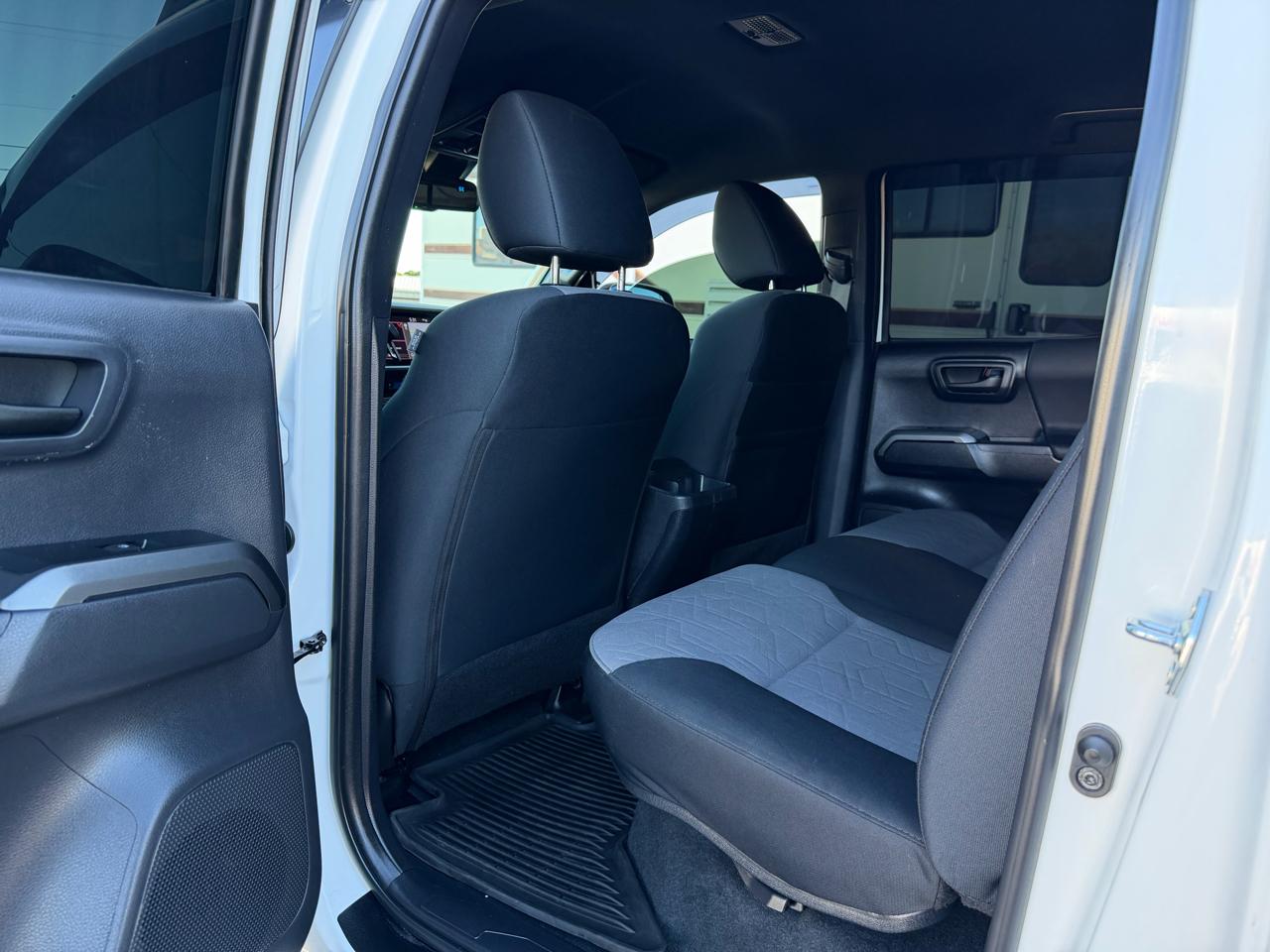 Toyota Tacoma SR5 Double Cab Super Long Bed V6 6AT 4WD 2023