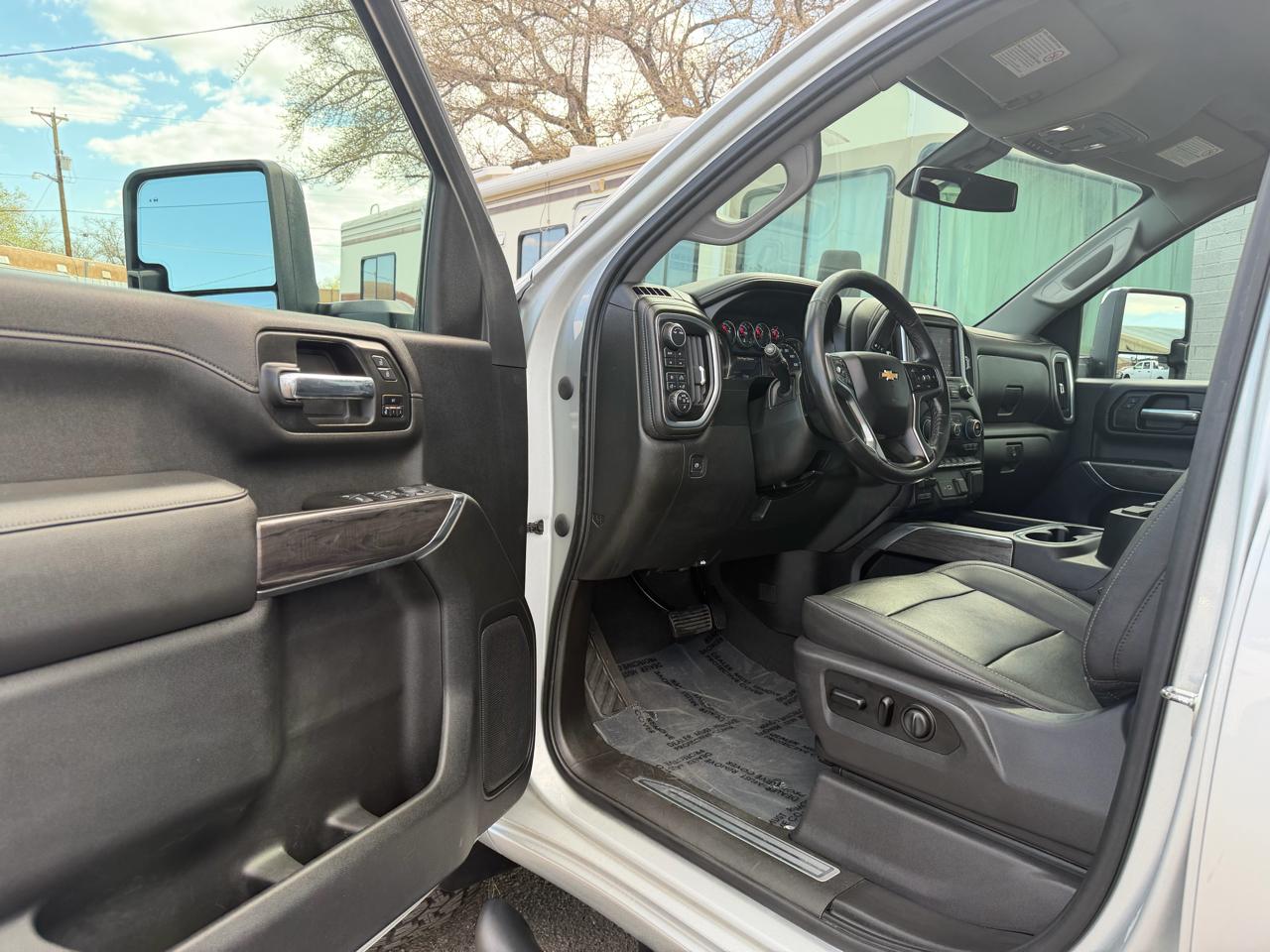 Chevrolet Silverado 3500HD LTZ Crew Cab 4WD 2018