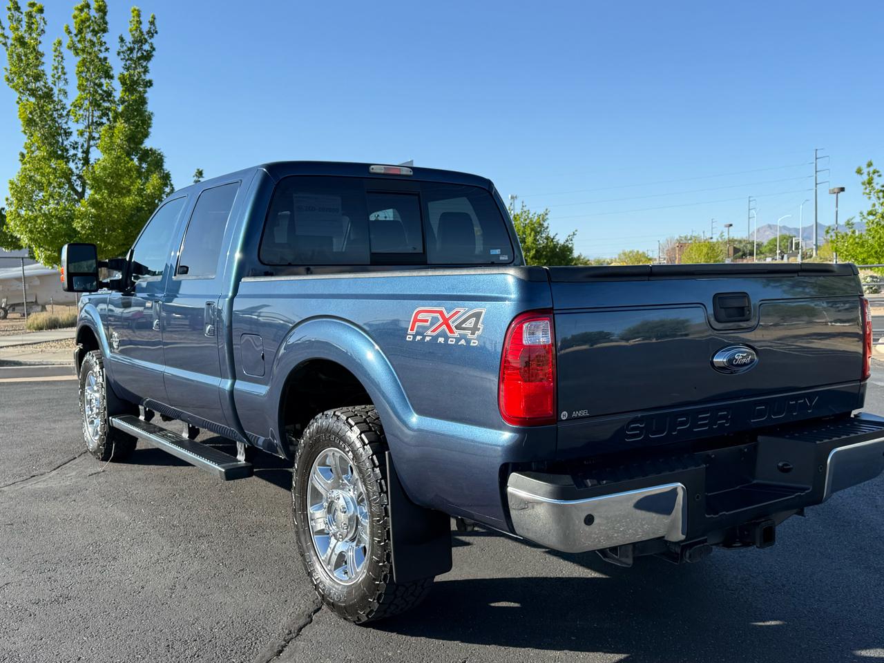 Ford F-250 SD Lariat Crew Cab 4WD 2016