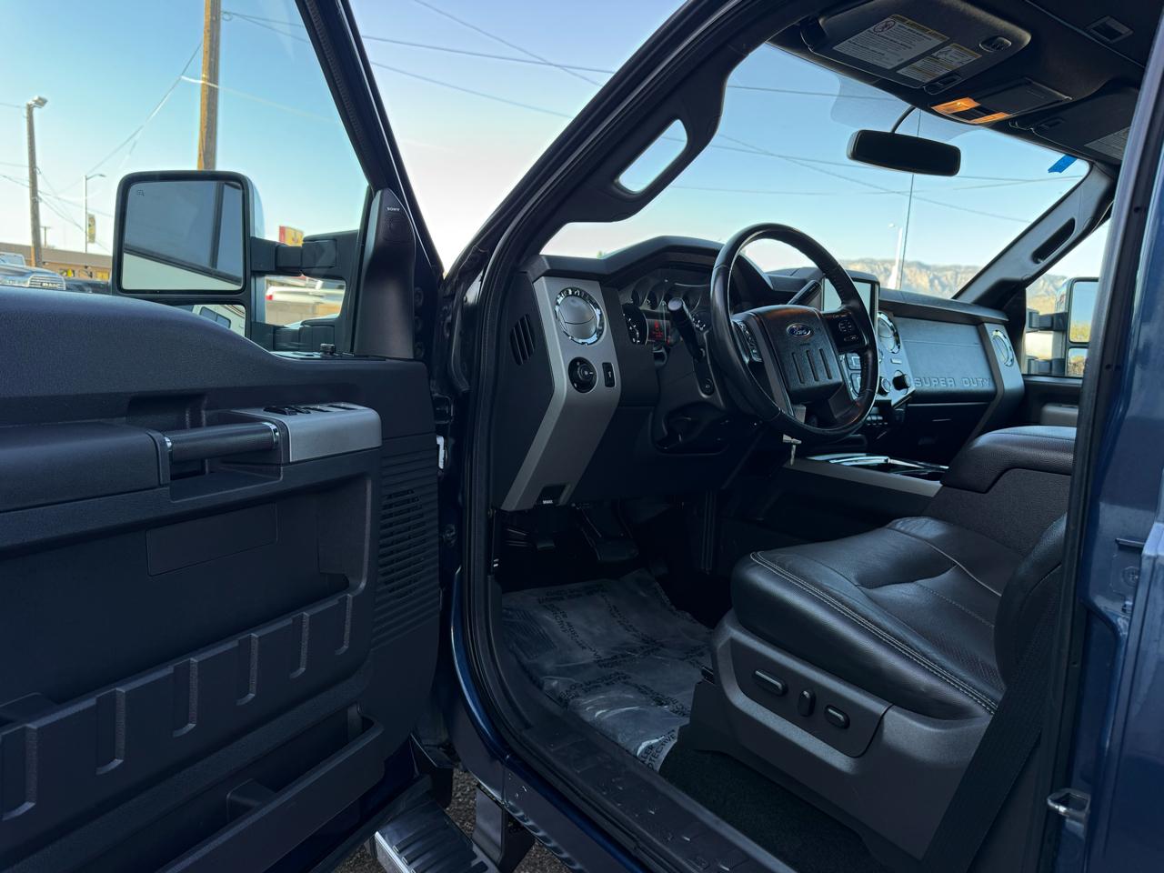 Ford F-250 SD Lariat Crew Cab 4WD 2016