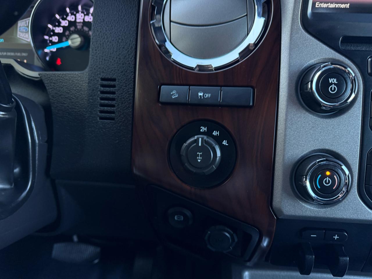 Ford F-250 SD Lariat Crew Cab 4WD 2016