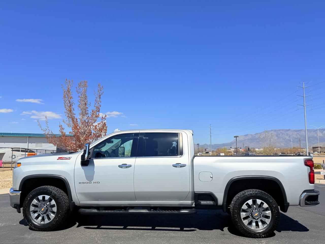 Chevrolet Silverado 2500HD LTZ Crew Cab 4WD 2021