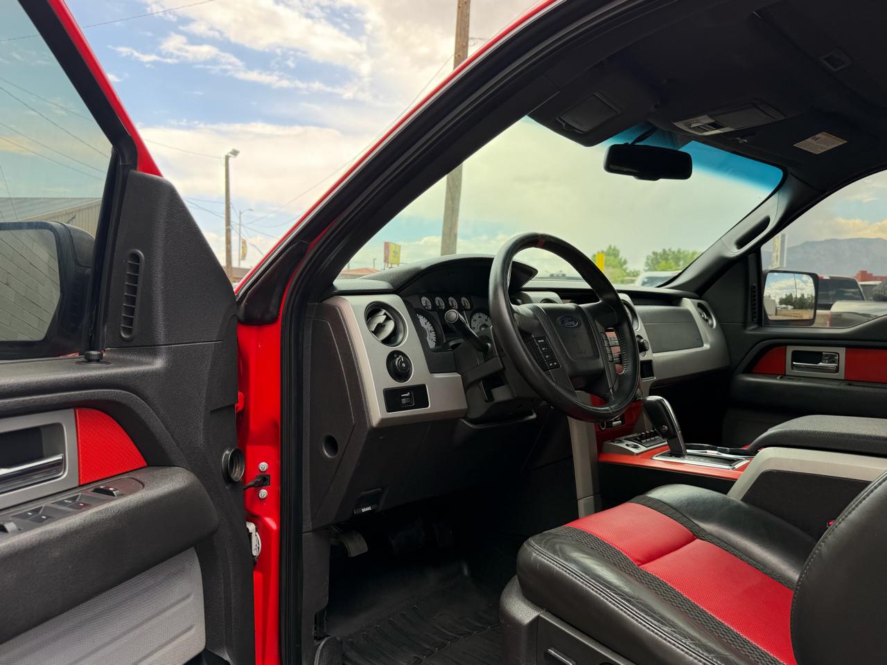 Ford F-150 SVT Raptor SuperCab 5.5-ft. Bed 4WD 2010